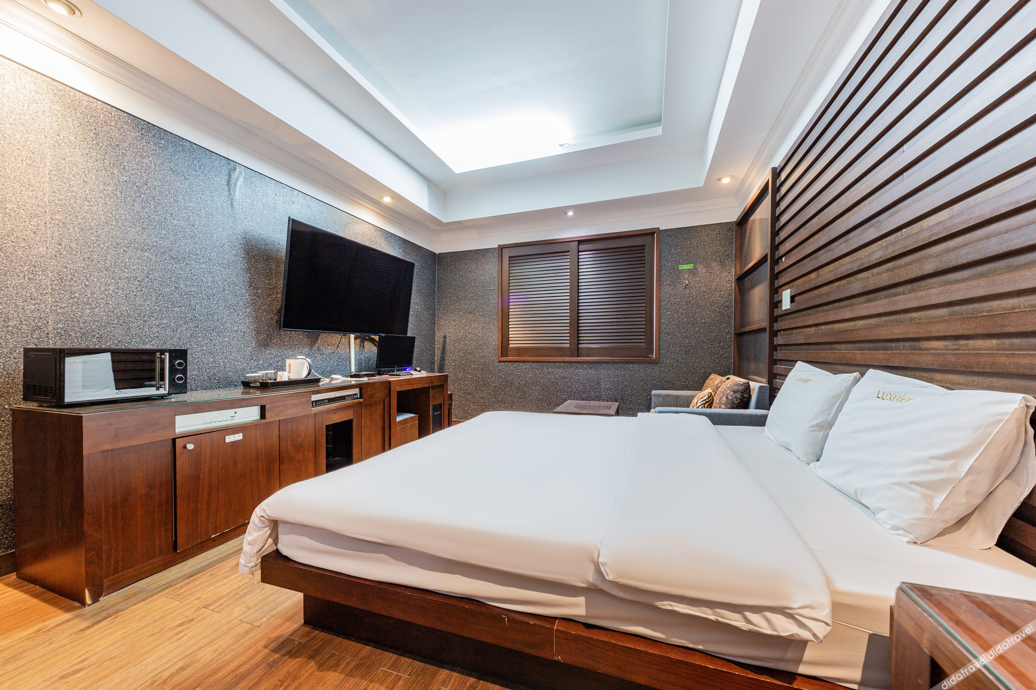 Luxury Hotel Osan 3*