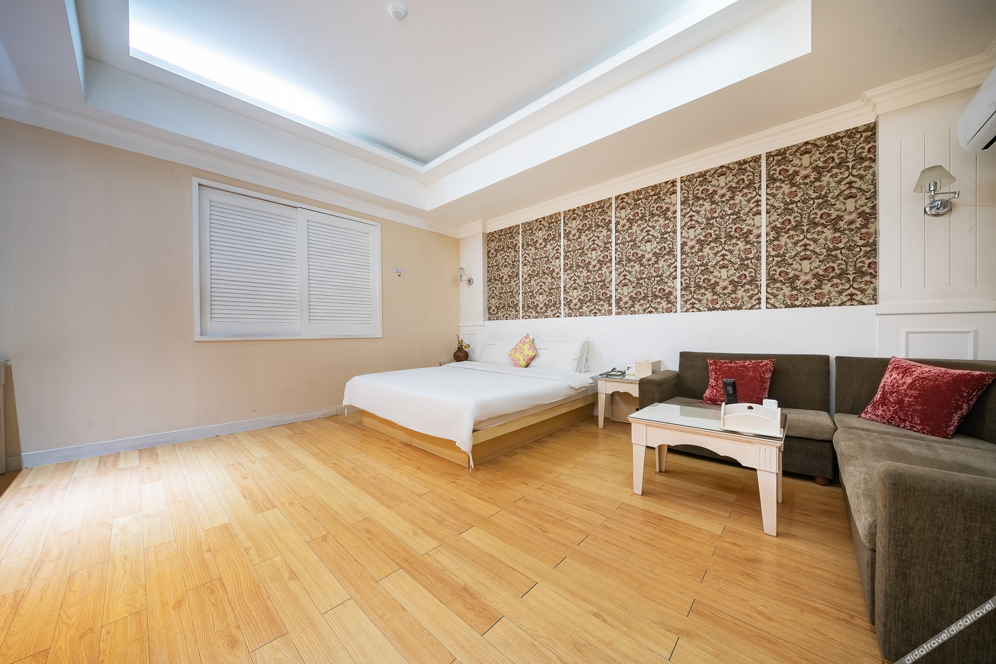 Luxury Hotel Osan 3*