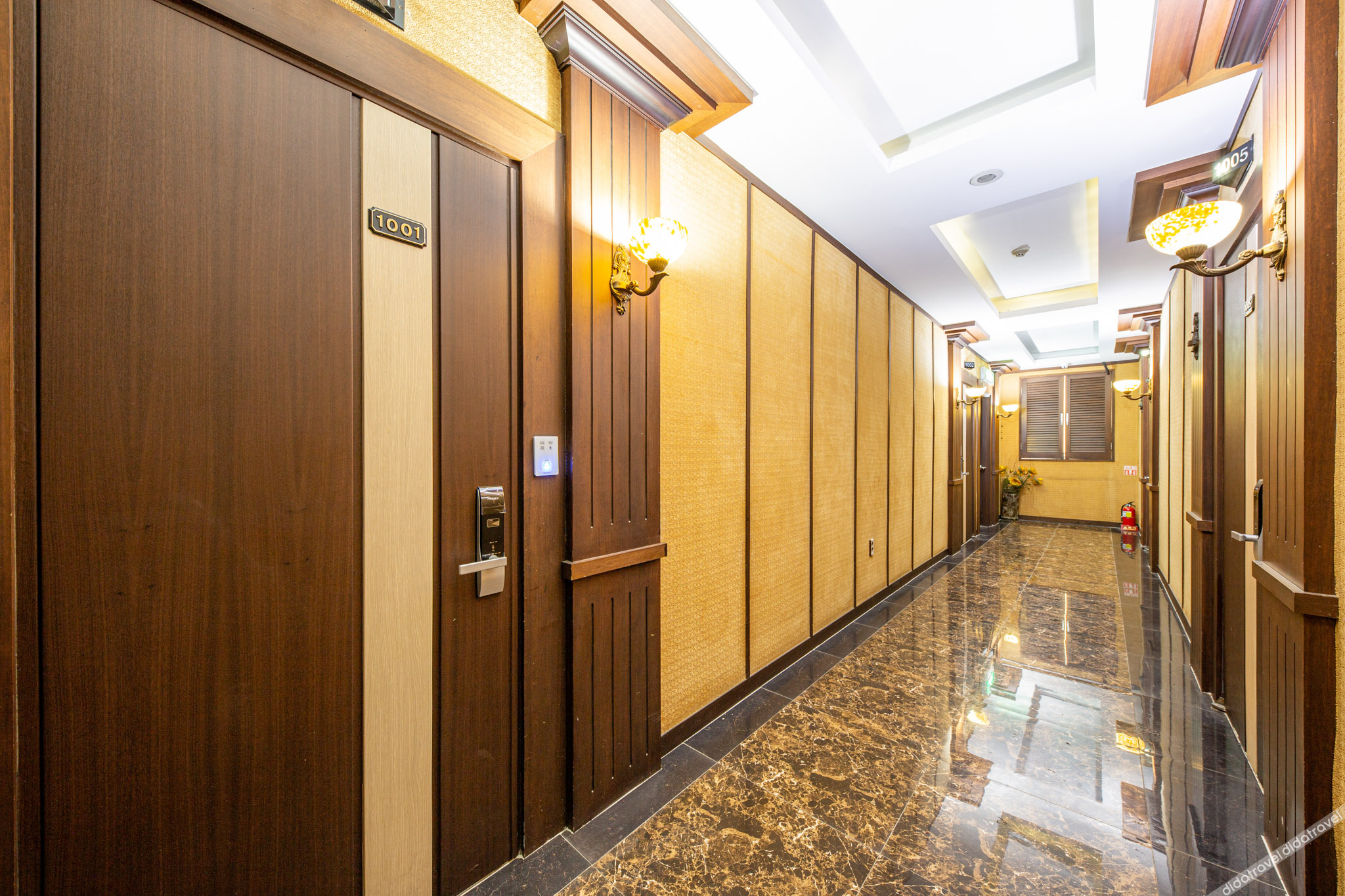 Luxury Hotel Osan 3*