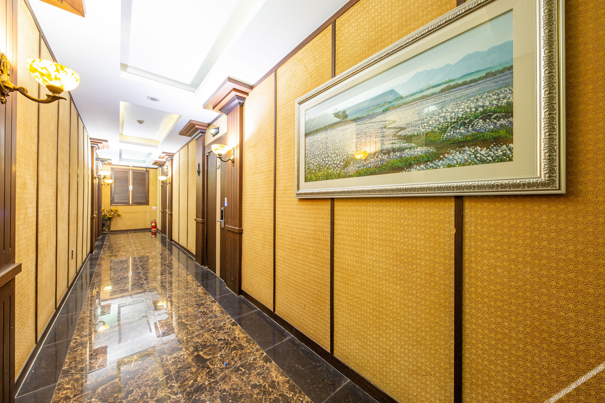 Luxury Hotel Osan 3*