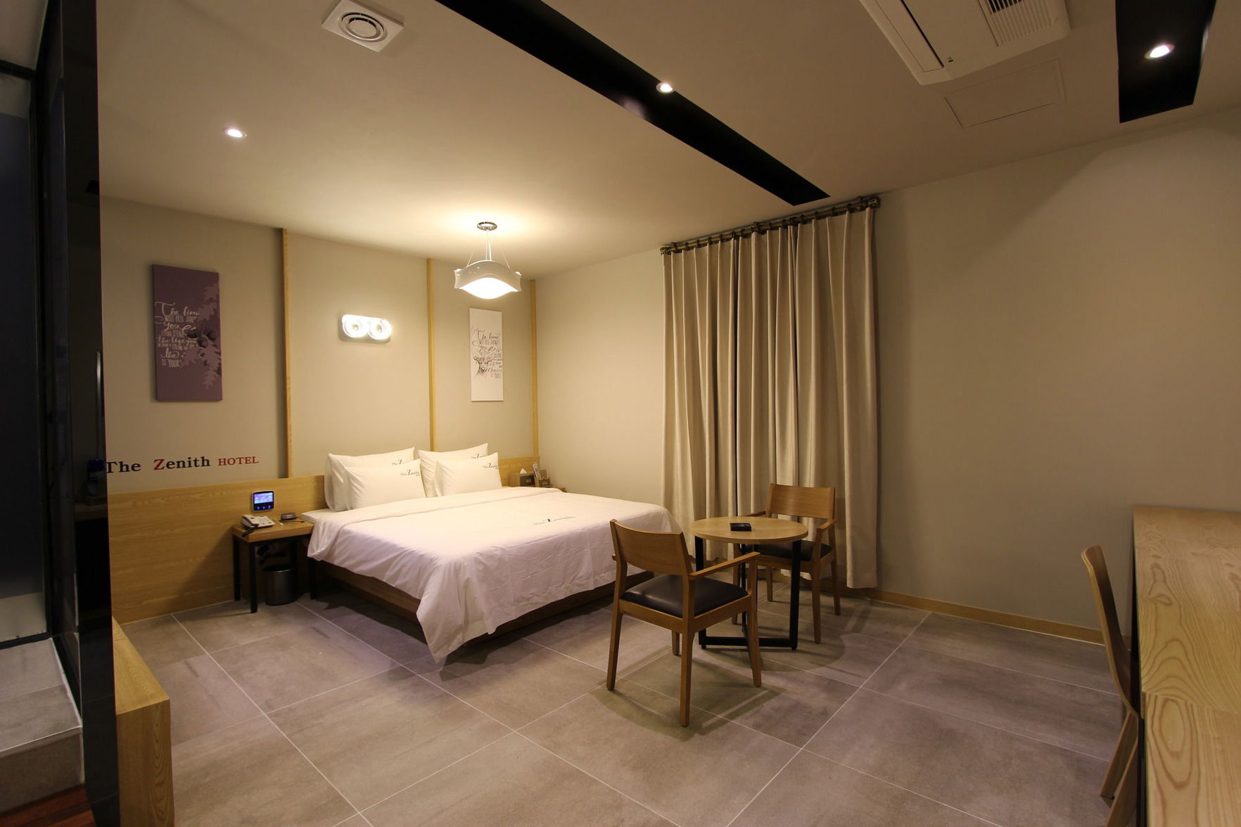 The Zenith Hotel 2*
