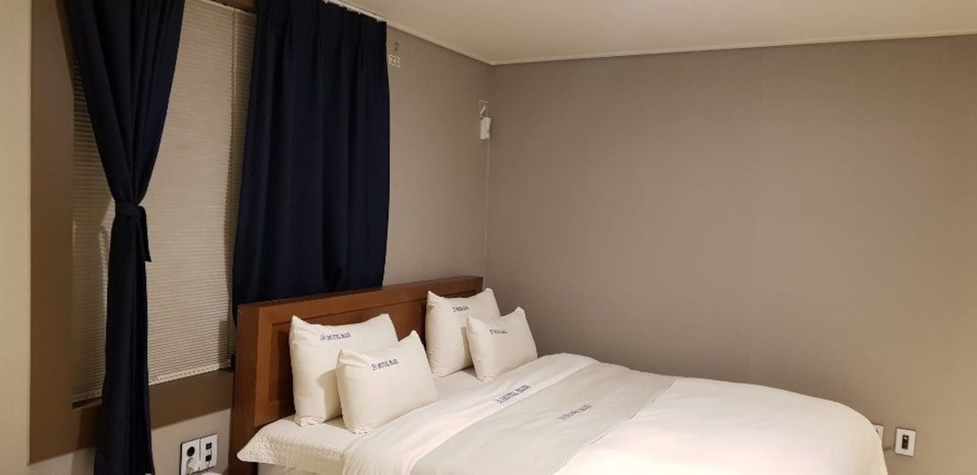 Blue Hotel 2*