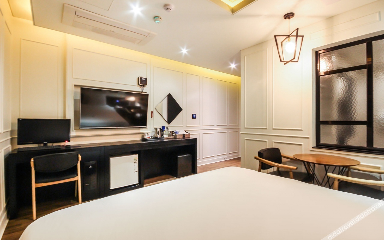 HOTEL Able 2*