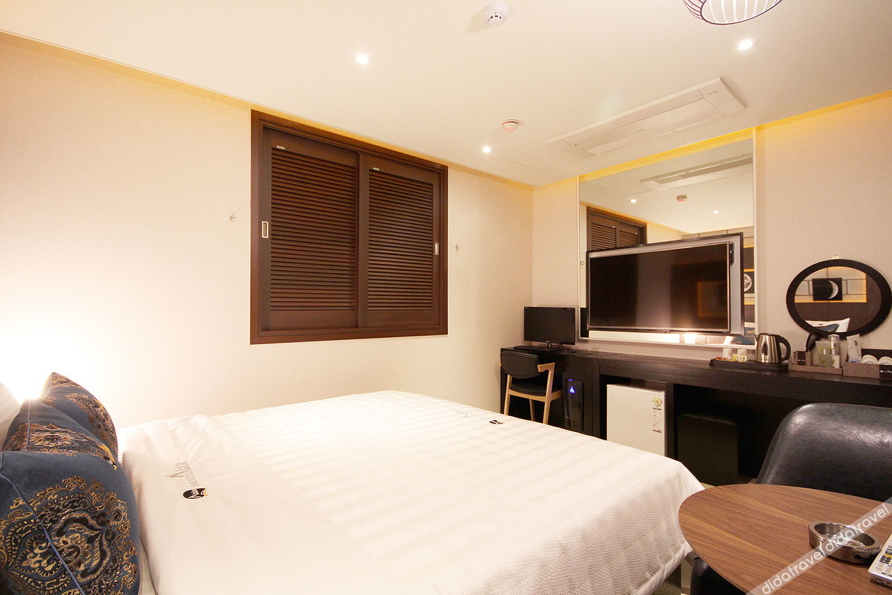HOTEL Able 2*