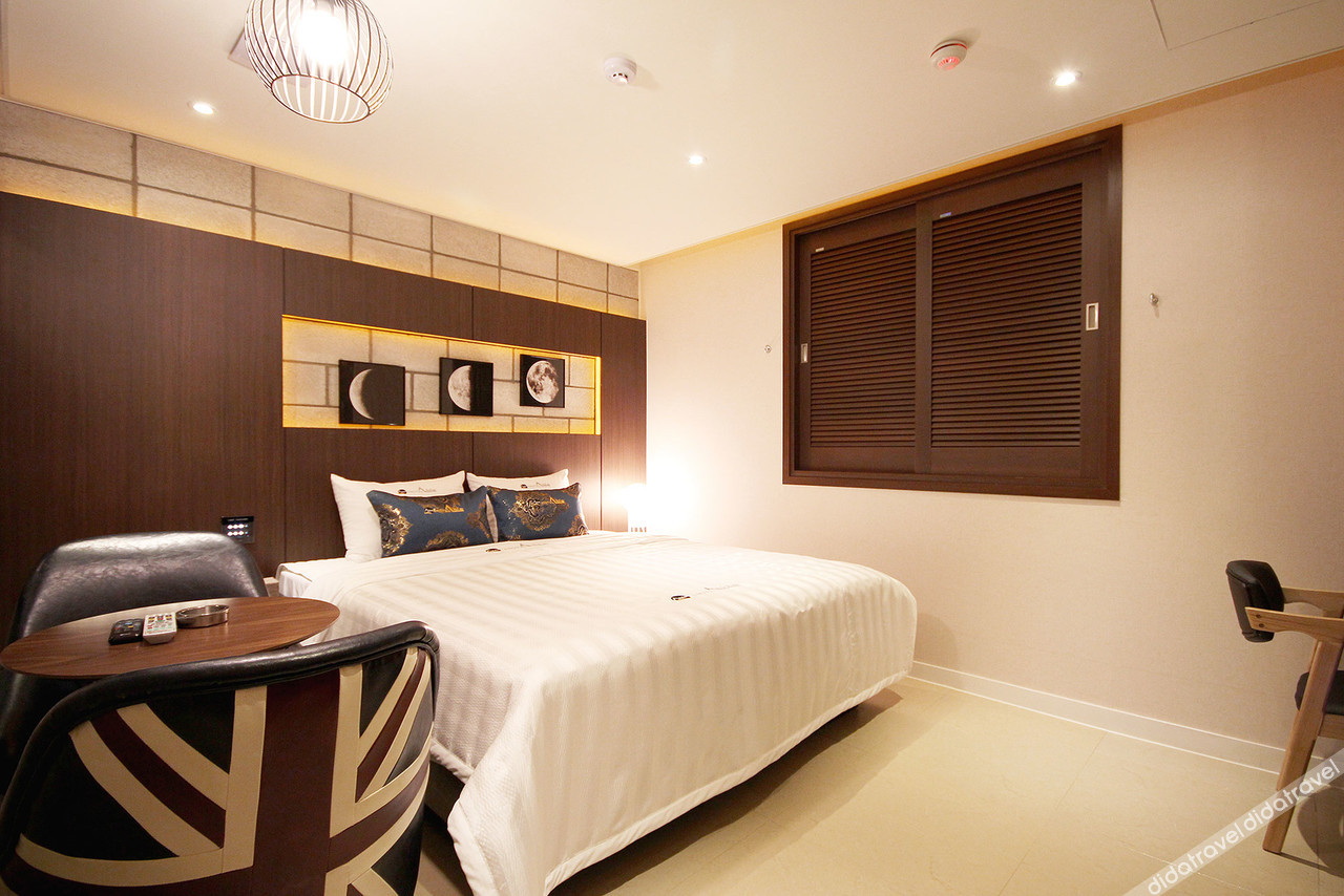 HOTEL Able 2*