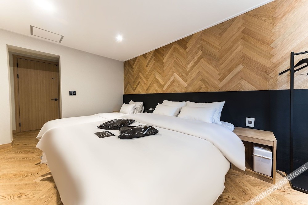 Anyang Premier Hotel XYM 3*