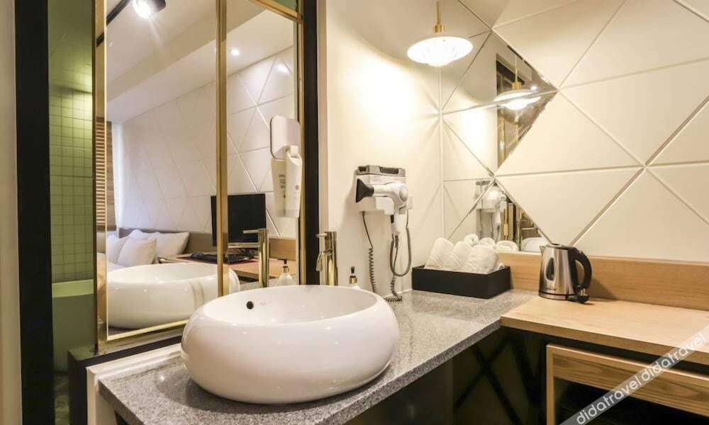Anyang Premier Hotel XYM 3*