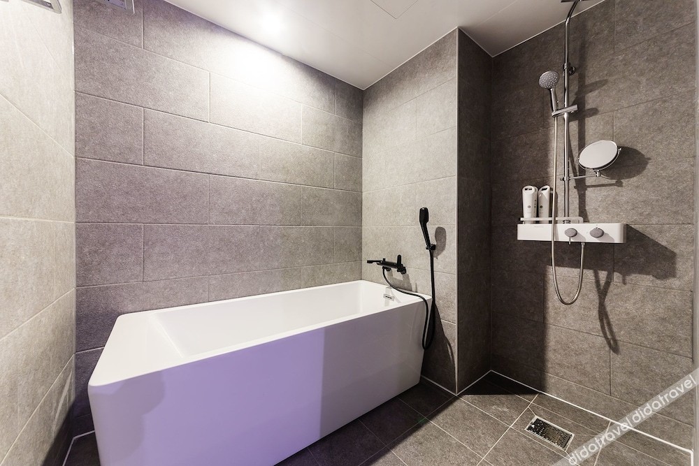 Anyang Premier Hotel XYM 3*