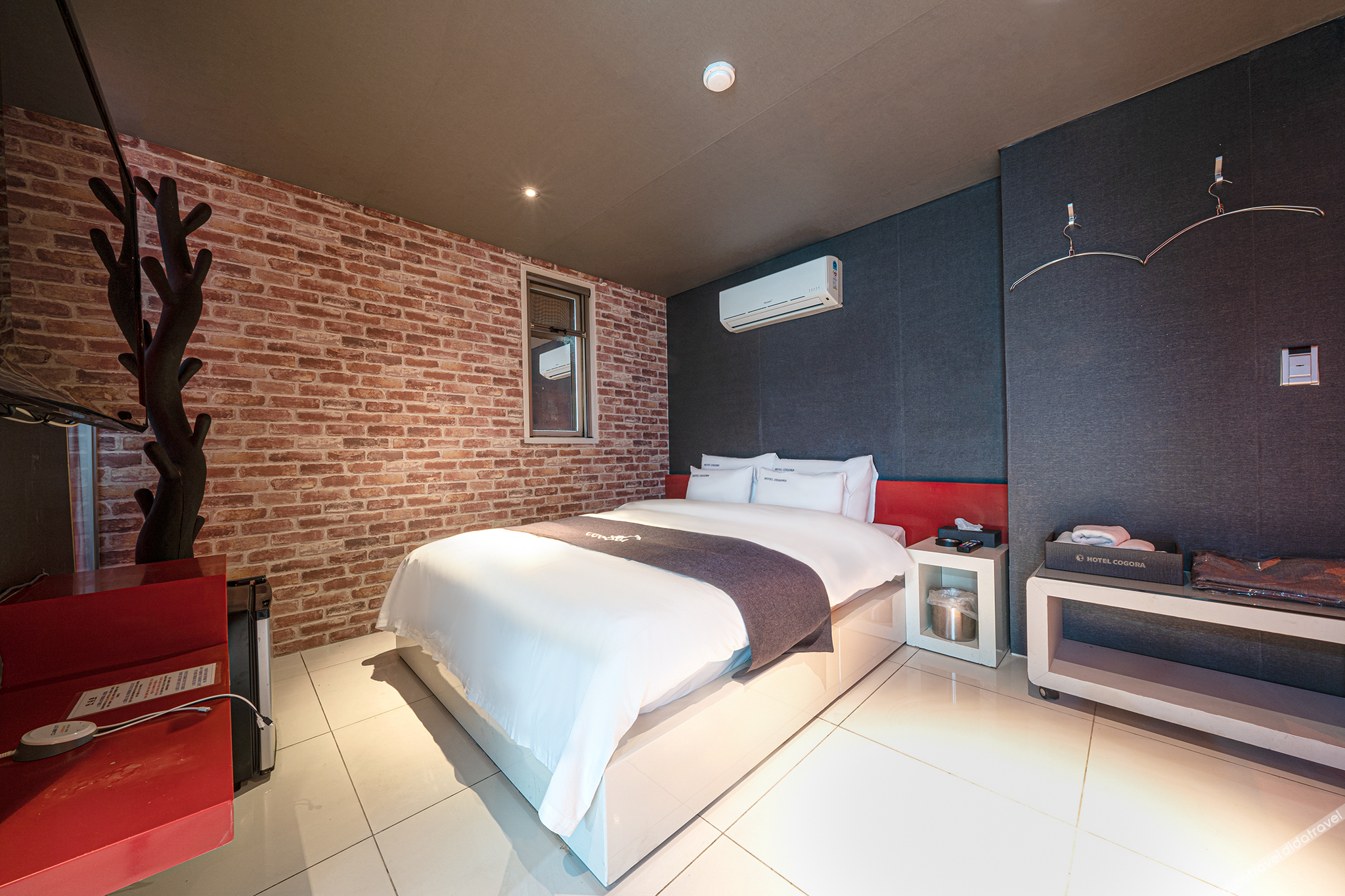 Cogora Hotel 2*