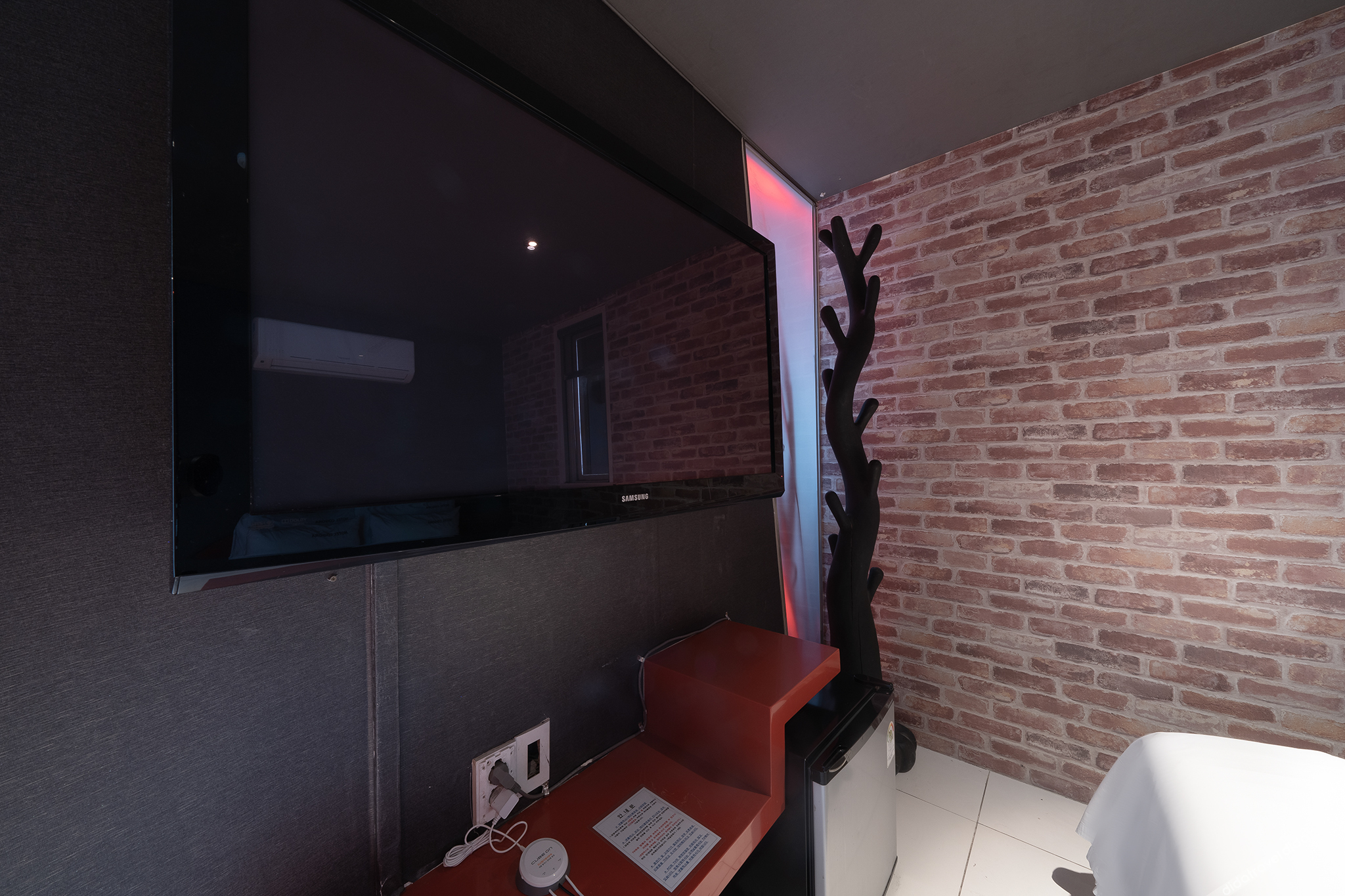 Cogora Hotel 2*