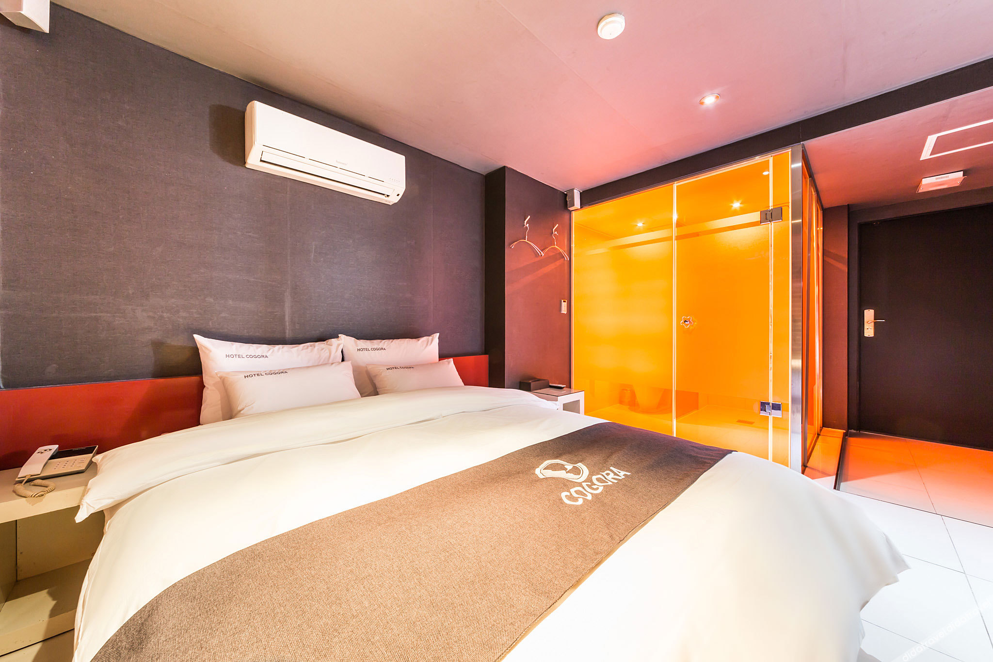 Cogora Hotel 2*