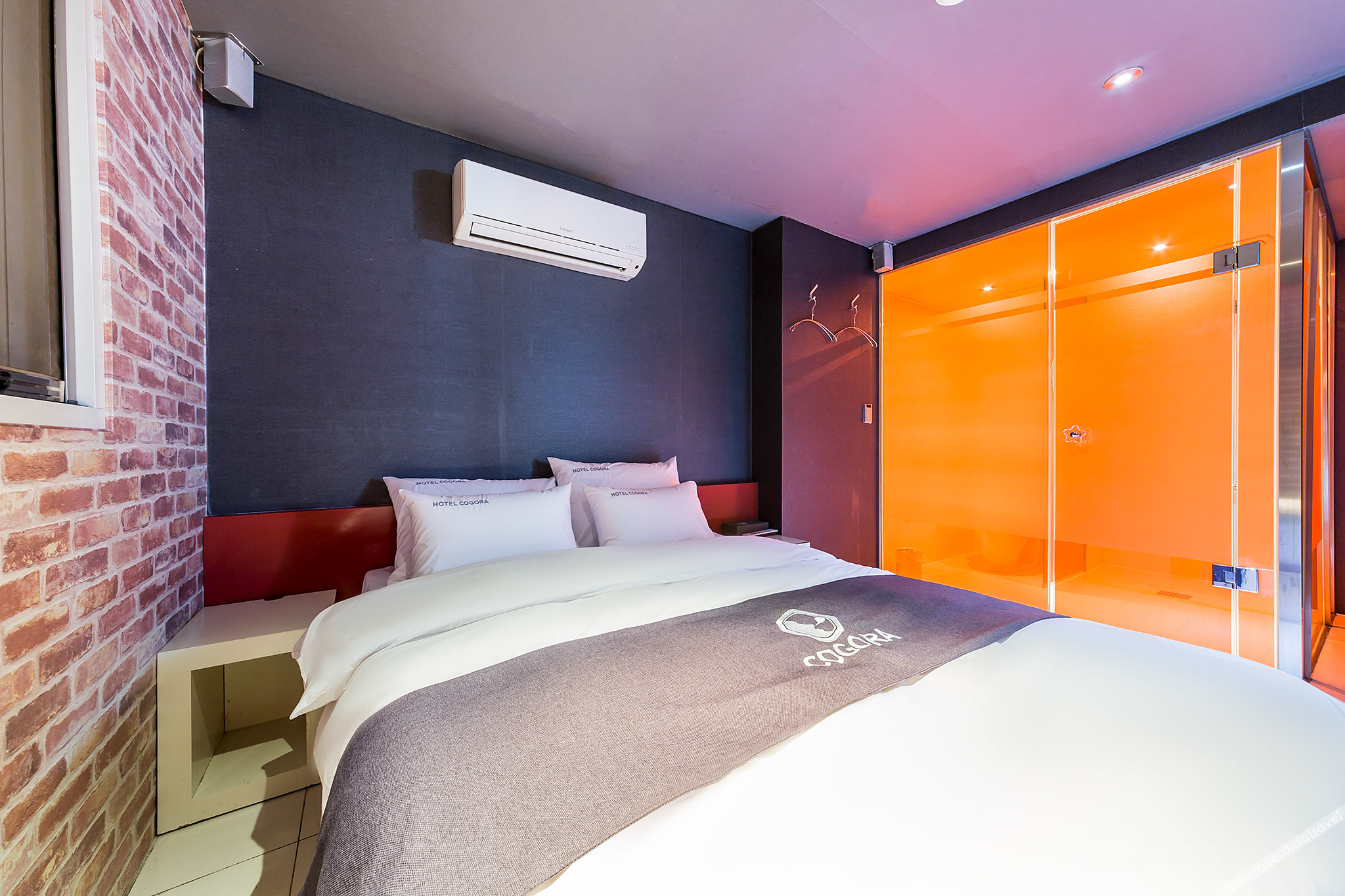 Cogora Hotel 2*