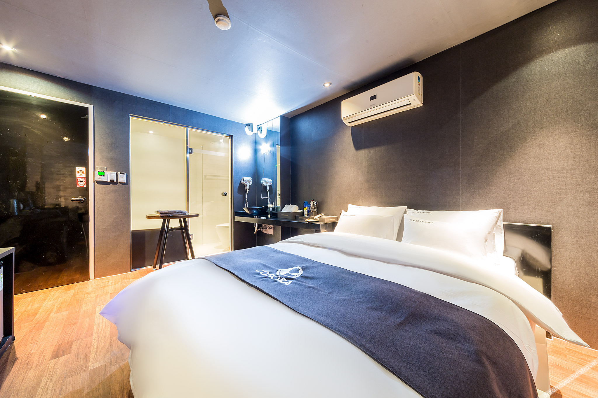 Cogora Hotel 2*