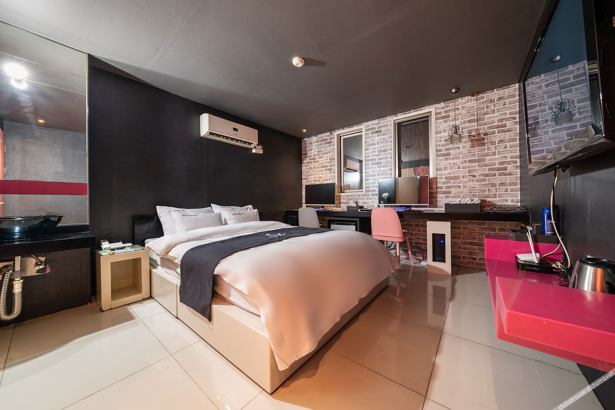 Cogora Hotel 2*
