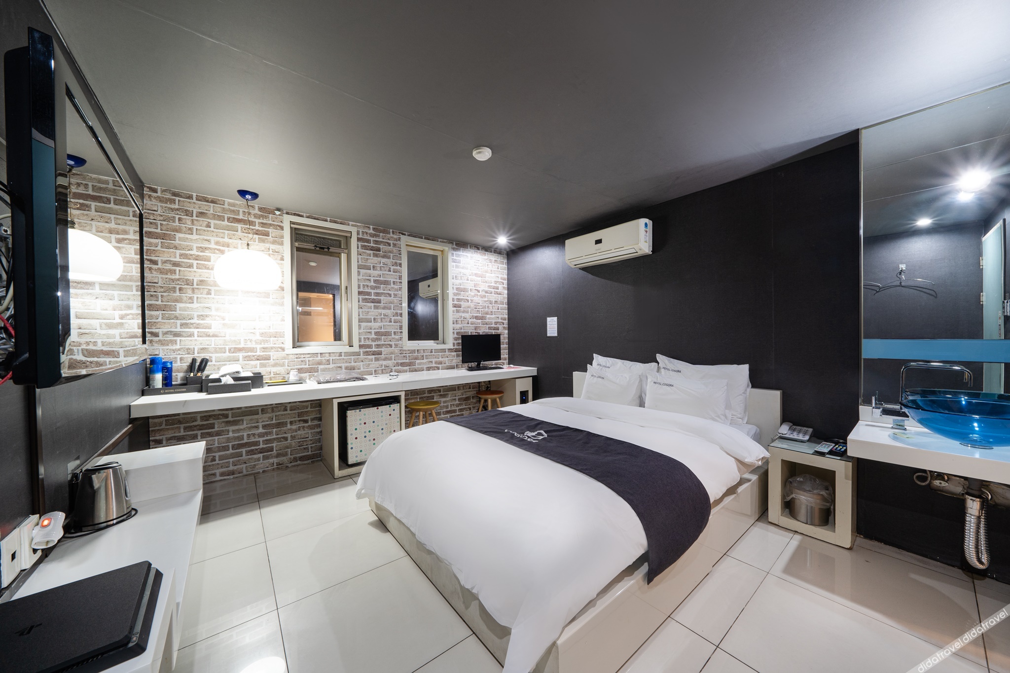 Cogora Hotel 2*
