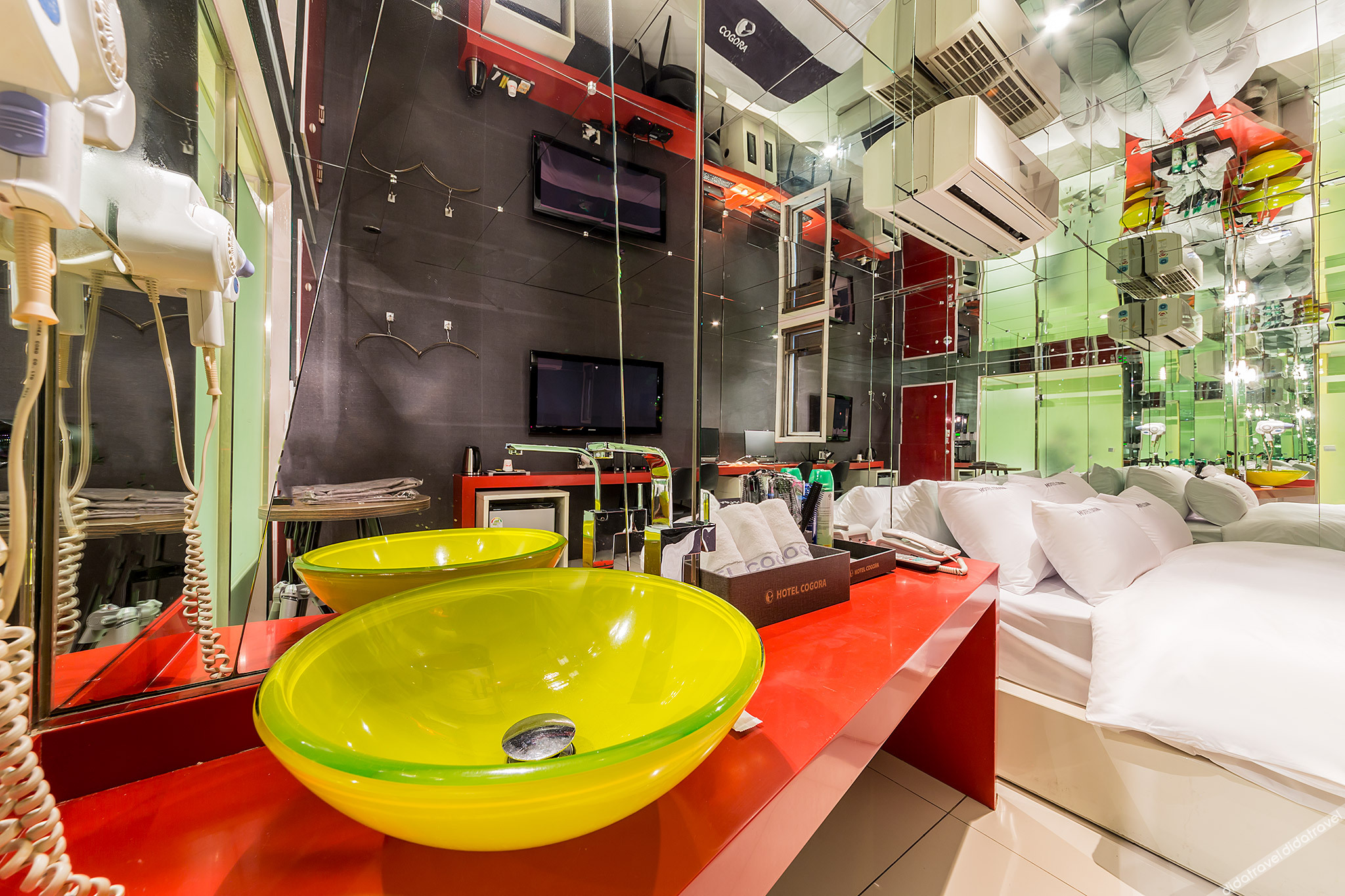 Cogora Hotel 2*