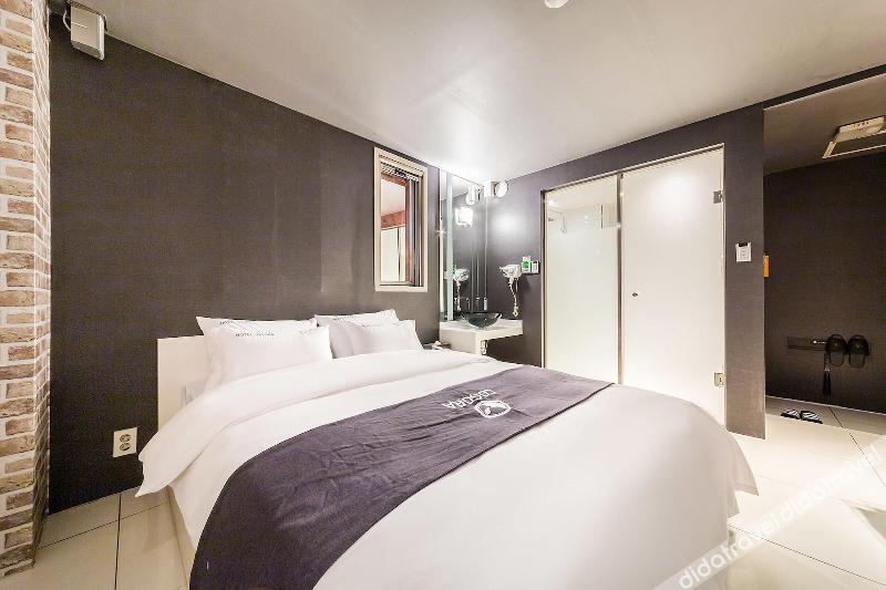 Cogora Hotel 2*