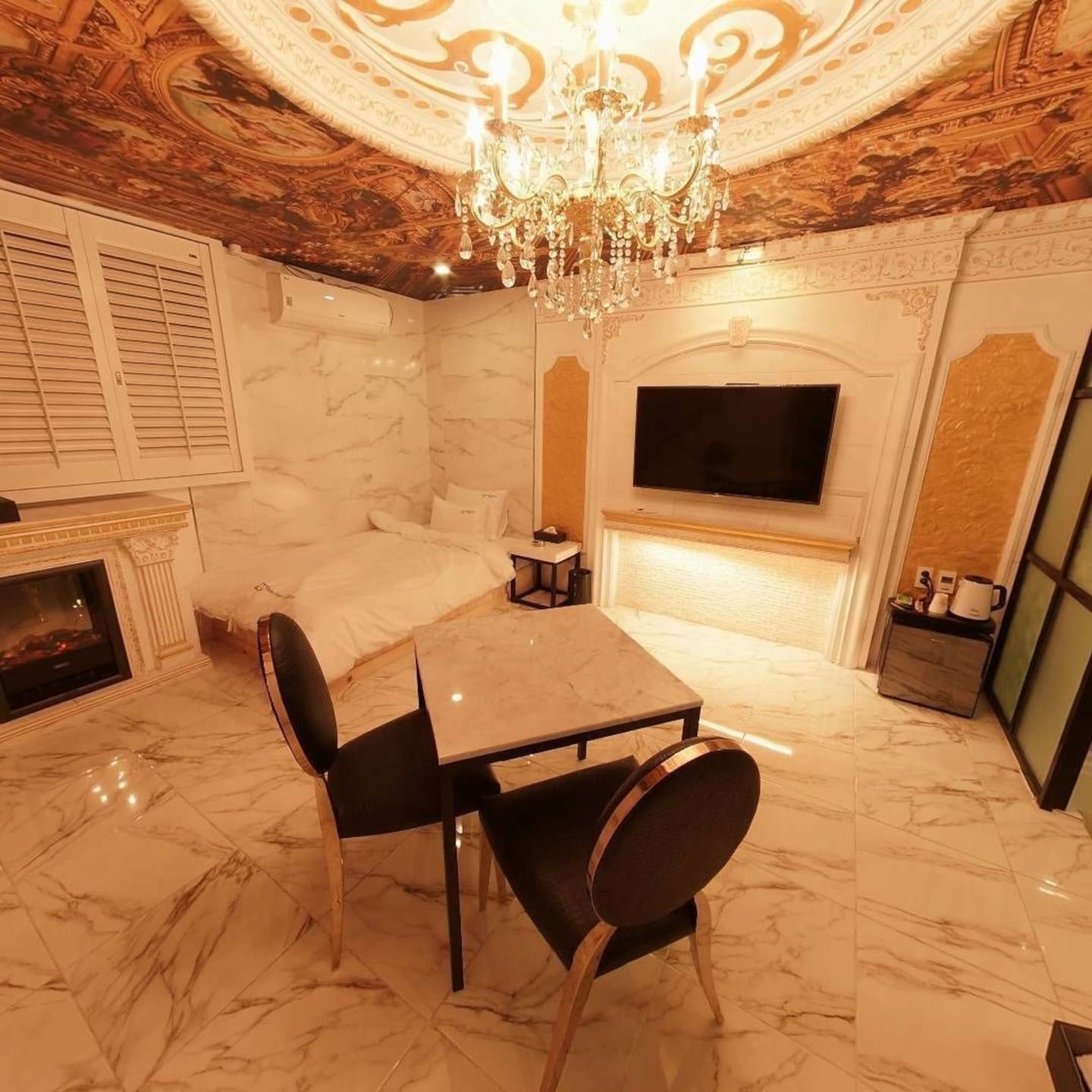 Ryn Boutique Hotel 2*