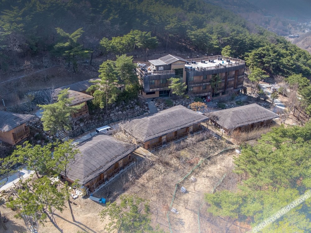 Hotel de forRe 3*