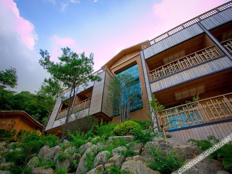 Hotel de forRe 3*