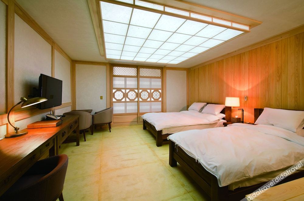 Hotel de forRe 3*