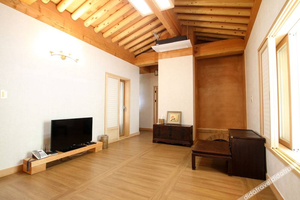 Hotel de forRe 3*
