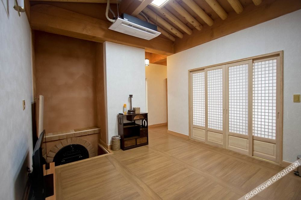 Hotel de forRe 3*