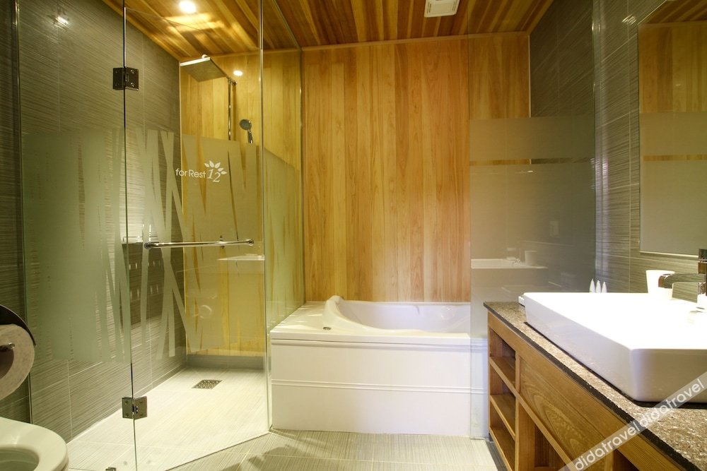 Hotel de forRe 3*