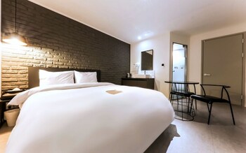 Hotel Yam Yuseong Oncheon 2*