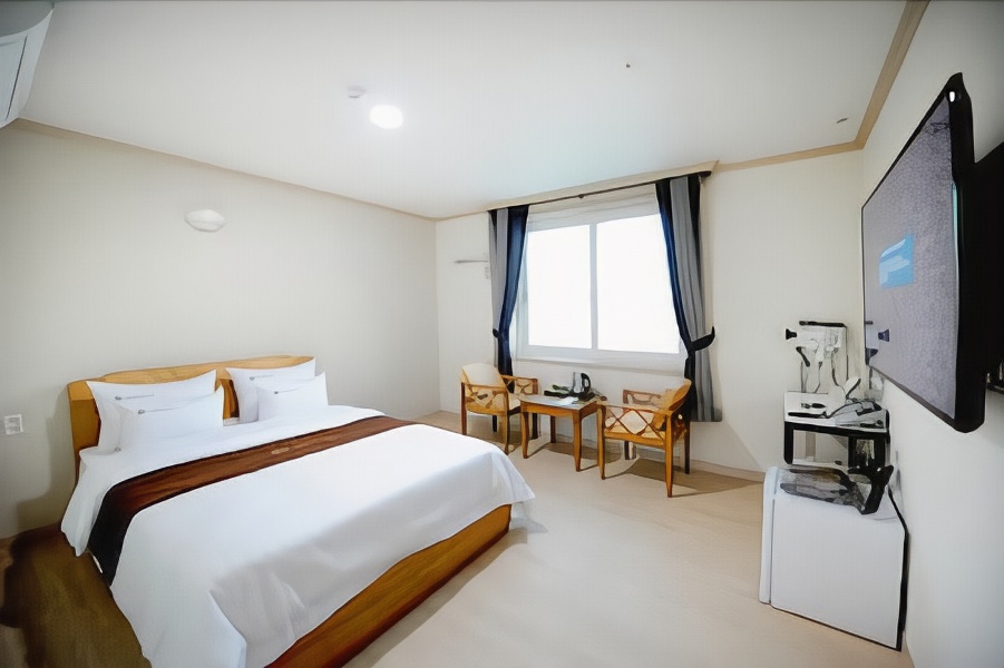 MJ Tour Hostel 2*