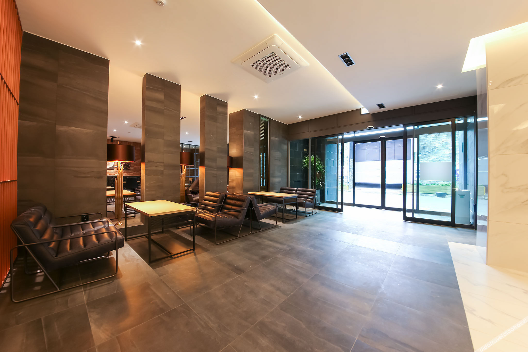 West In Hotel 3*
