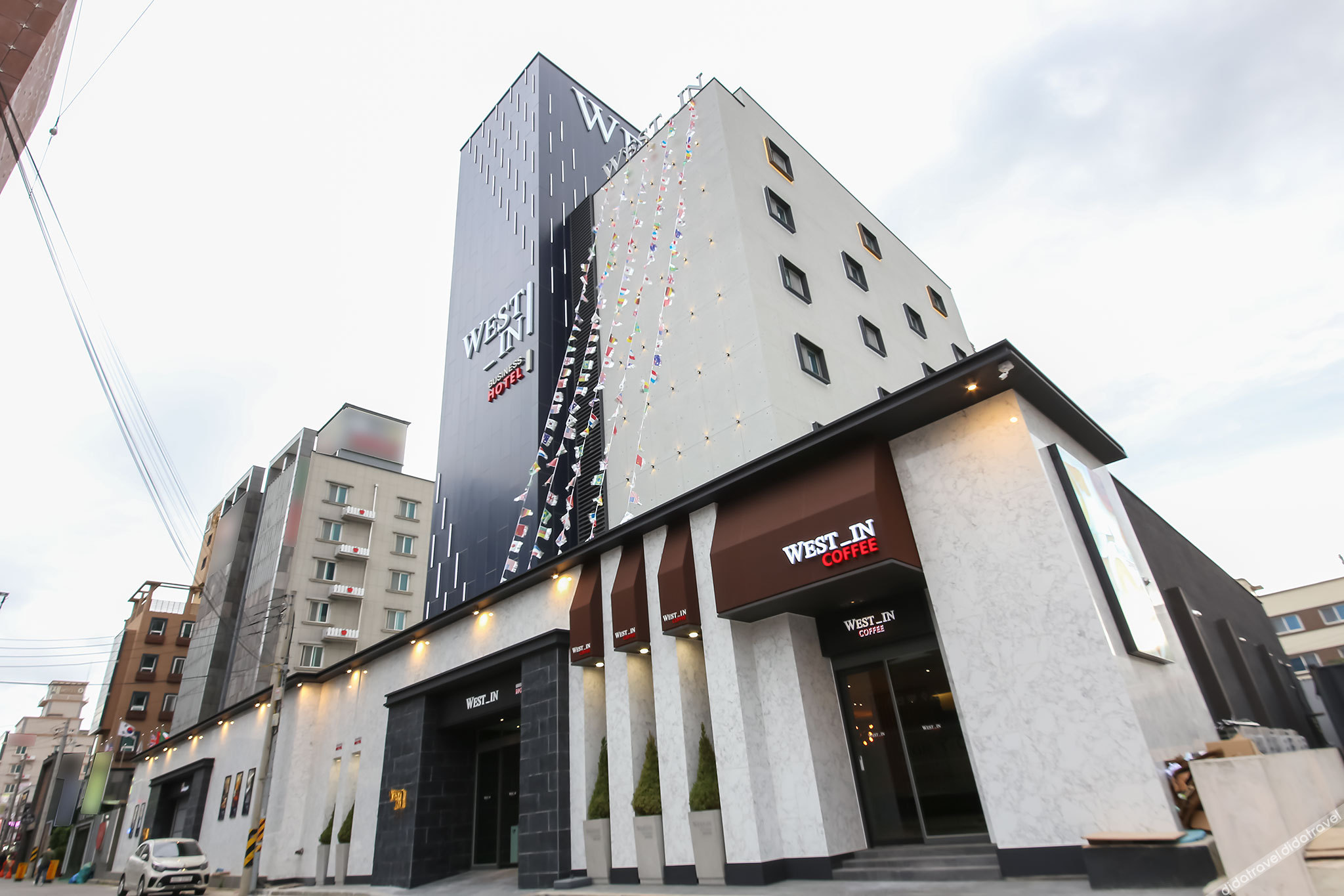 West In Hotel 3*