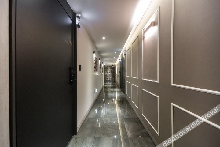 West In Hotel 3*