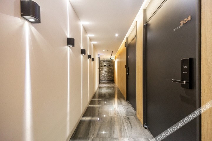 West In Hotel 3*
