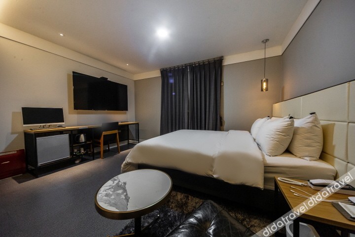 West In Hotel 3*
