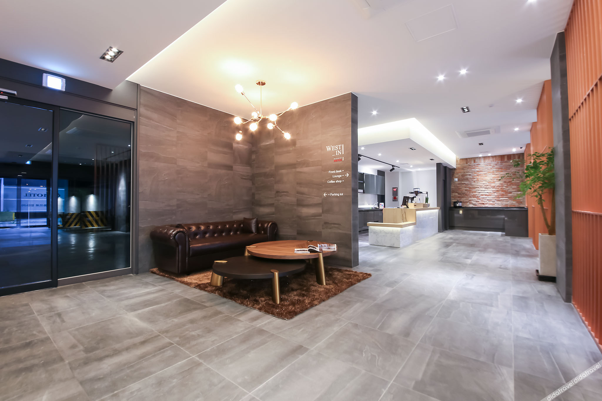 West In Hotel 3*