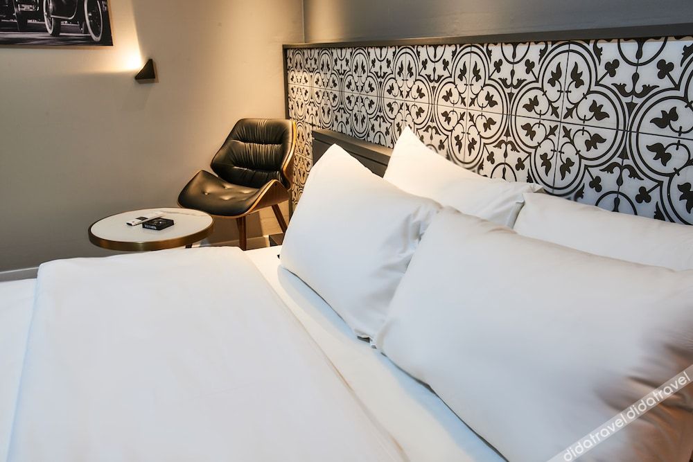 West In Hotel 3*