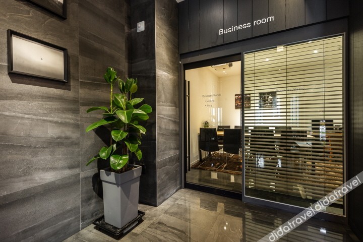 West In Hotel 3*