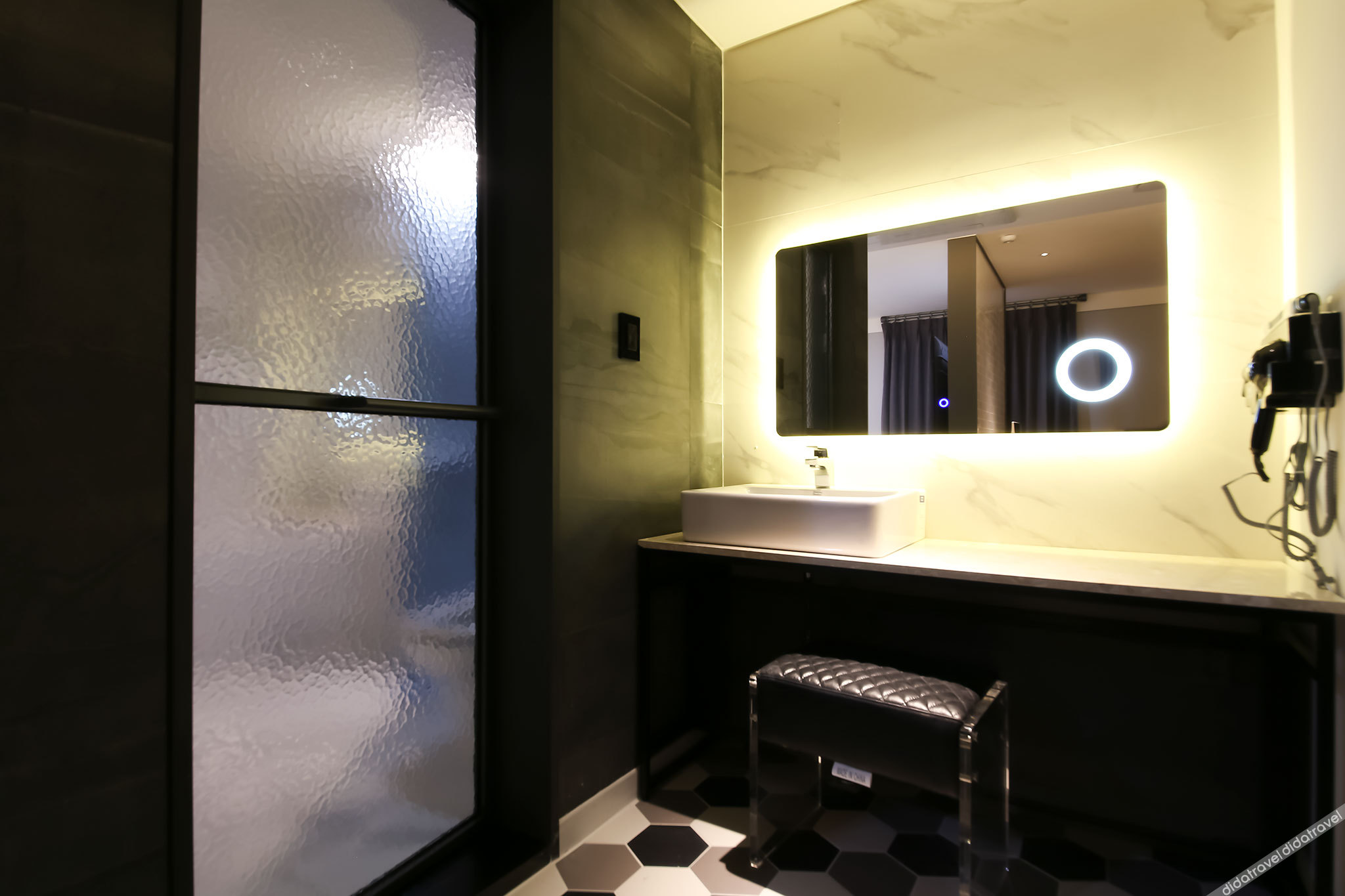 West In Hotel 3*