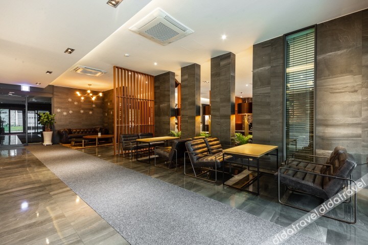 West In Hotel 3*