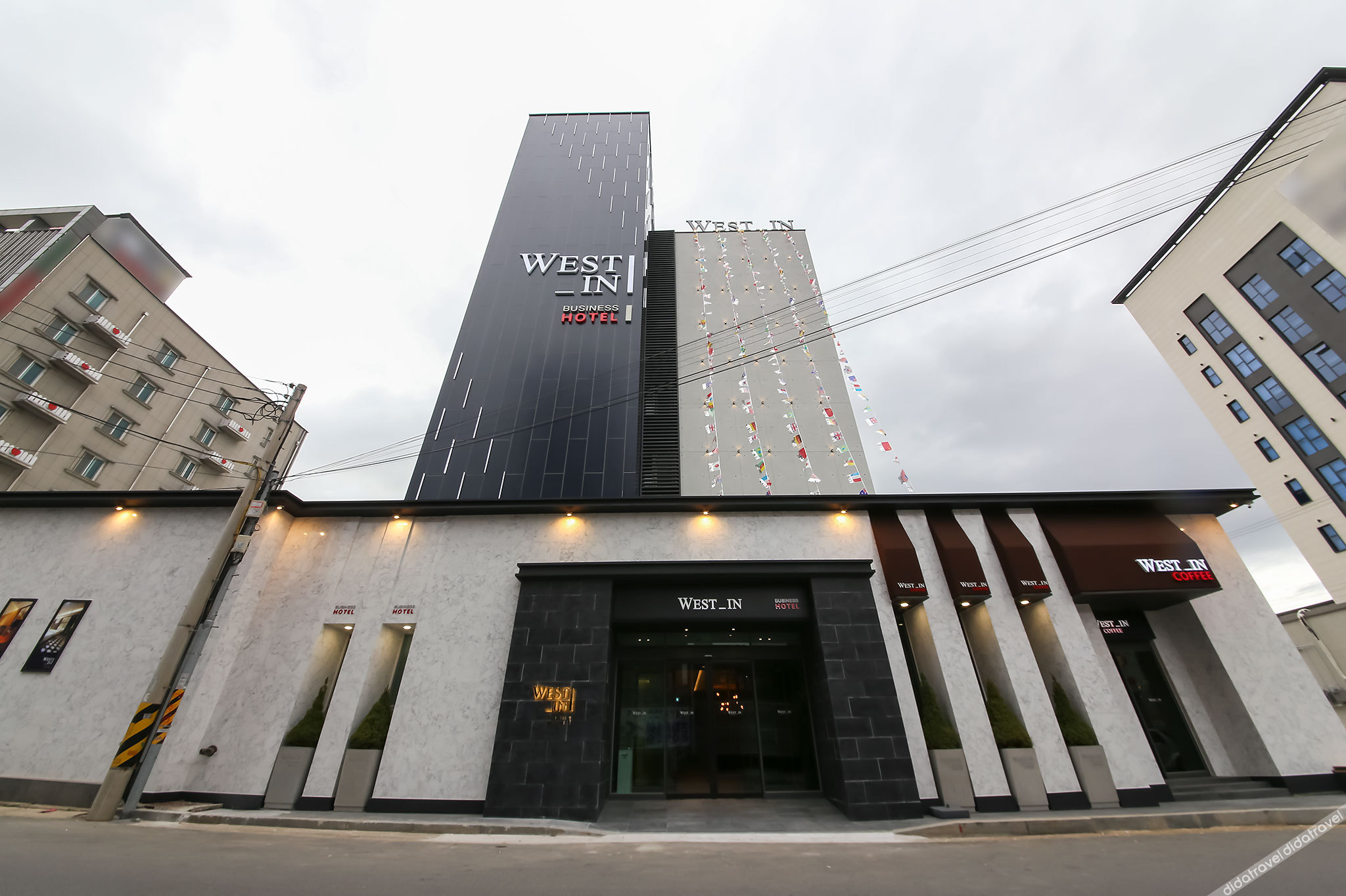 West In Hotel 3*