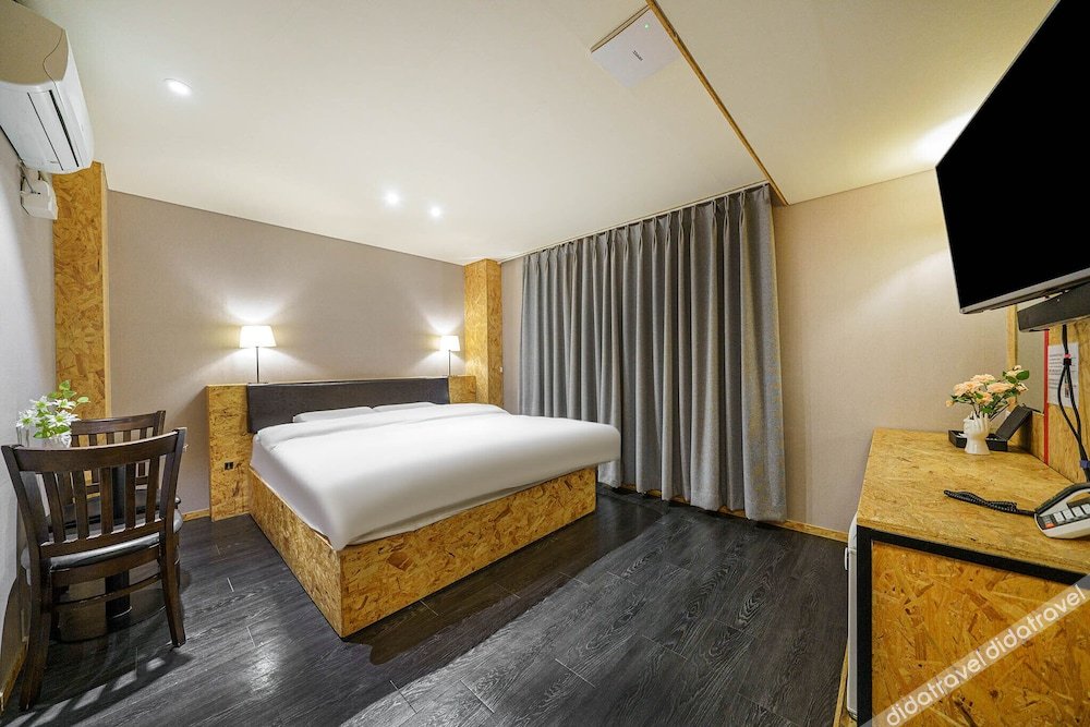 26 HOTEL 2*