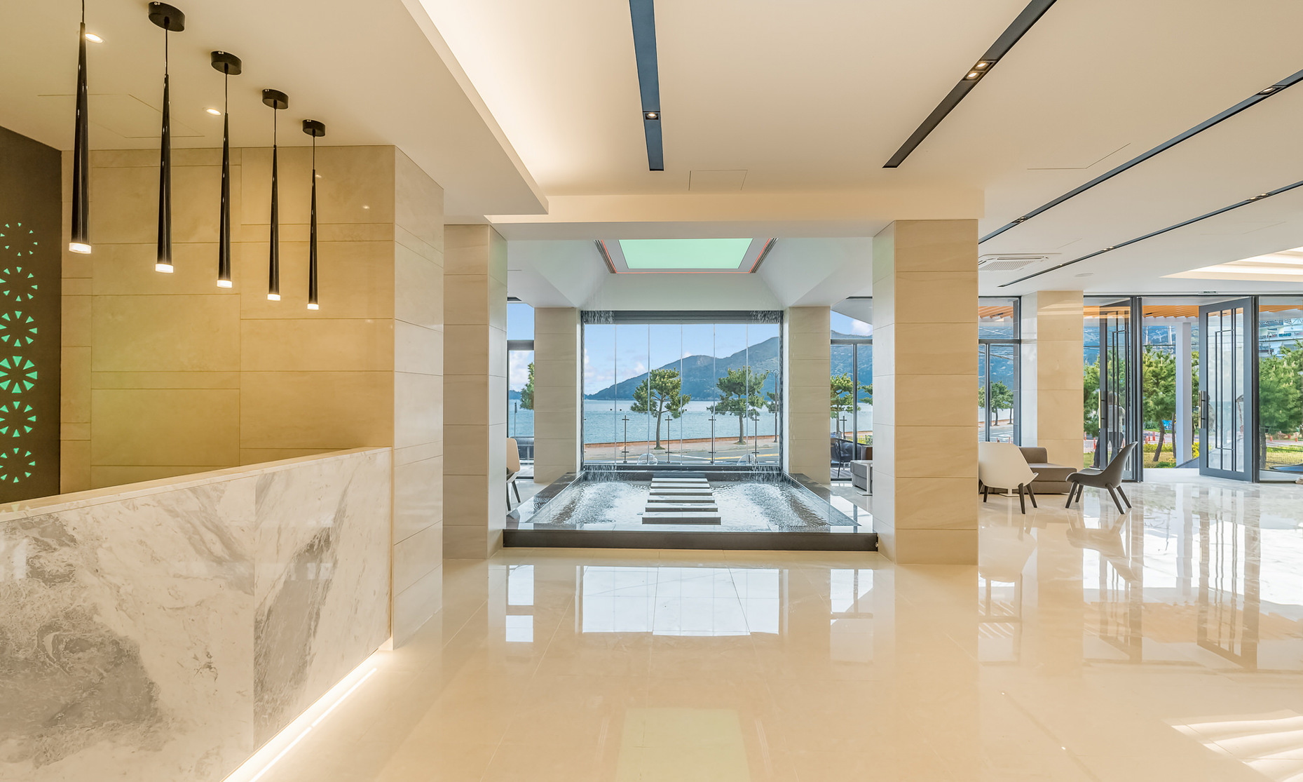 Stubborn Hotel 3*