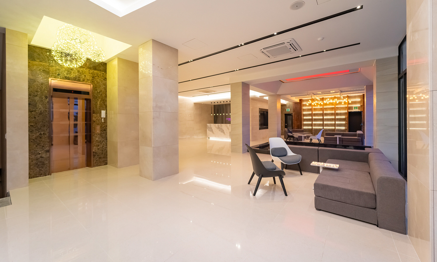 Stubborn Hotel 3*