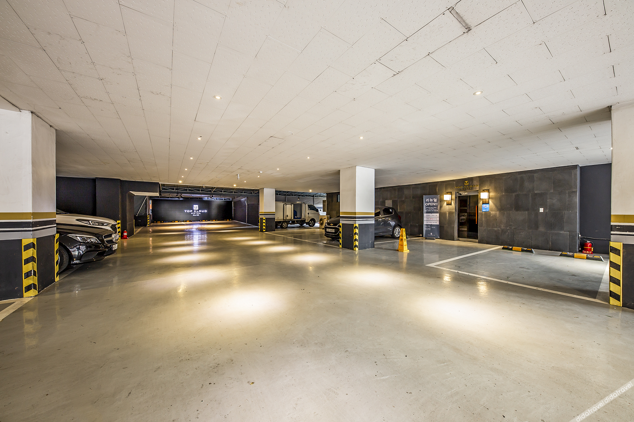 Daejeon Yuseong Top Cloud Hotel 2*