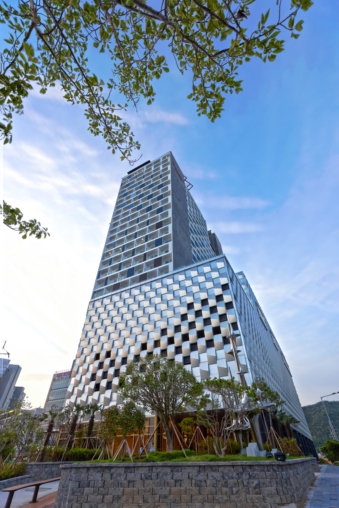 Ramada Plaza by Wyndham Dolsan Yeosu 4*