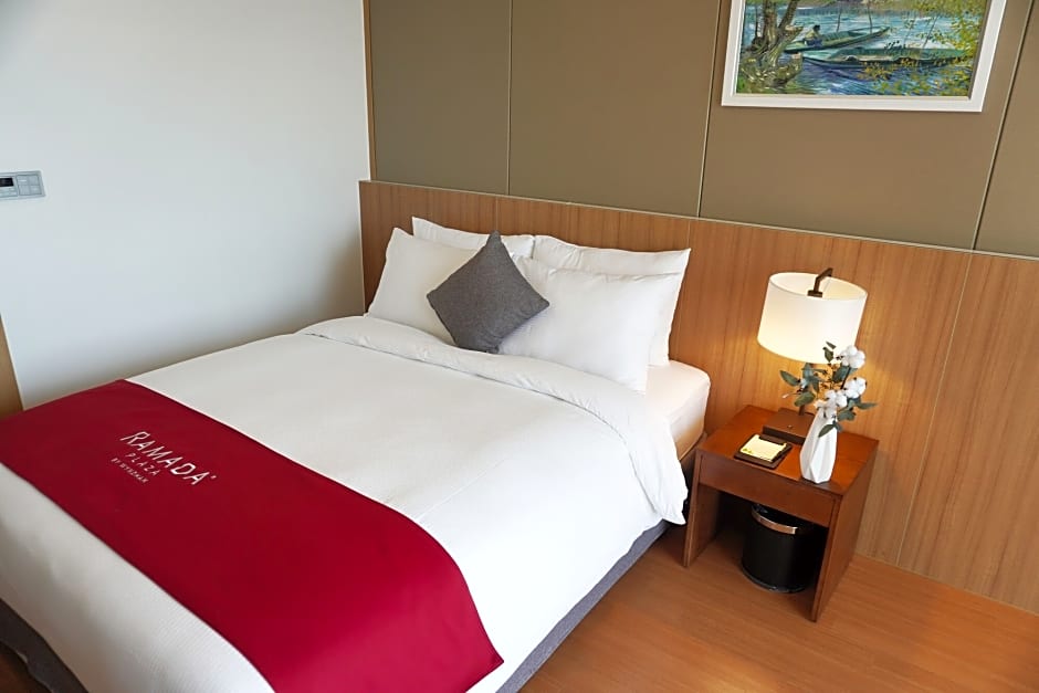 Ramada Plaza by Wyndham Dolsan Yeosu 4*