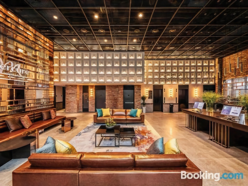 Mercure Ambassador Seoul Hongdae 4*