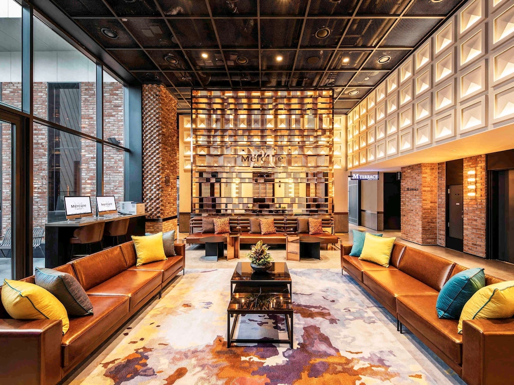 Mercure Ambassador Seoul Hongdae 4*
