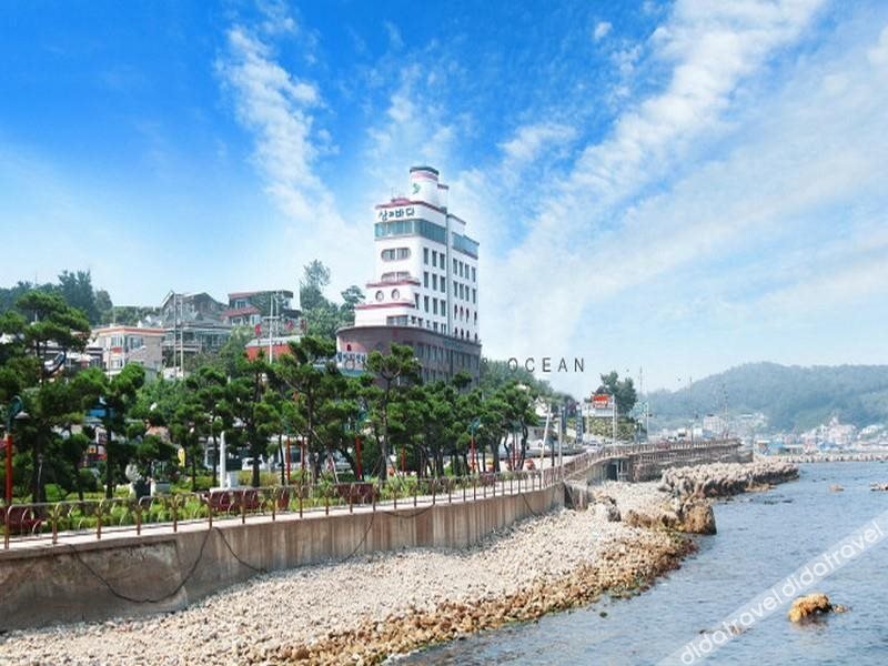 Benikea Mountain and Sea Daepo Port 2*